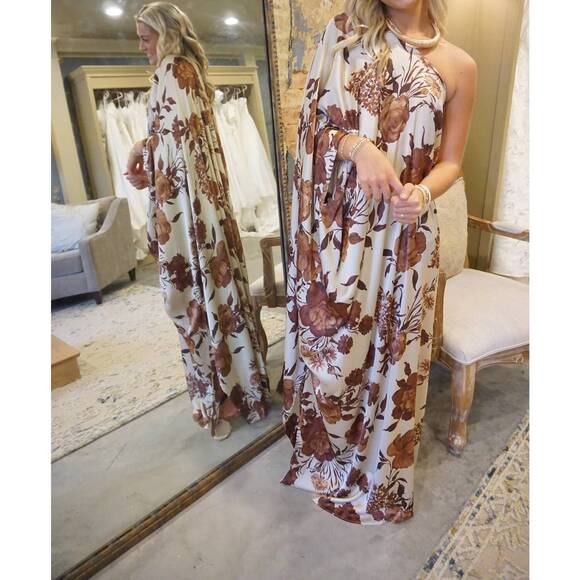 NEW OLIVACEOUS falling in love maxi dress in multi - Picture 5 of 8
